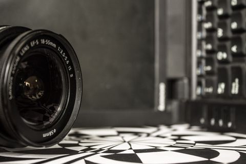 相机镜头特写照片