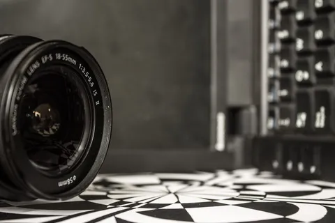 相机镜头特写照片