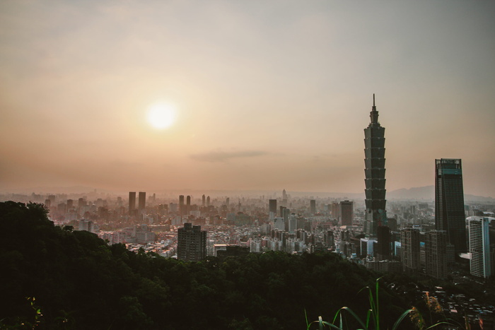 帝国大厦夜间