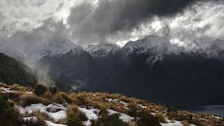 山脉，雪，旁边，水，冰川，山脉，灰色，云