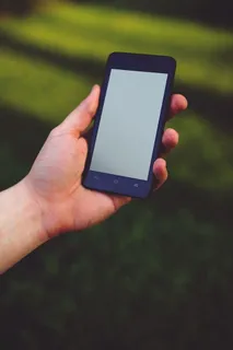 个人，手持，黑色，安卓智能手机，智能手机，手机，手机，技术