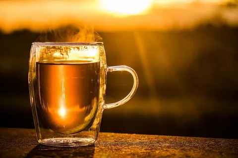 选择性,聚焦摄影,清晰,玻璃杯,茶杯,一杯茶,T恤,饮料 选择性,聚焦摄影,清晰,玻璃杯,茶杯,一杯茶,T恤,饮料