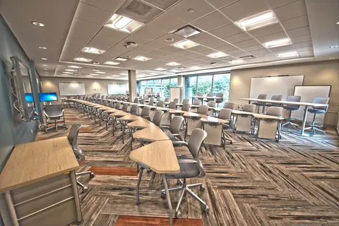 建筑,书桌,学校,桌子,建筑,椅子,教室,书桌 建筑,书桌,学校,桌子,建筑,椅子,教室,书桌