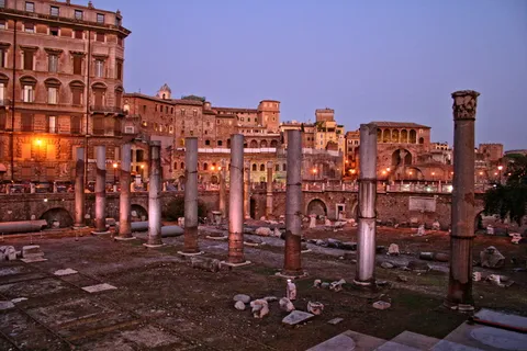废墟,圆柱,意大利,罗马,图拉真论坛,夜晚,古建筑,建筑 废墟,圆柱,意大利,罗马,图拉真论坛,夜晚,古建筑,建筑