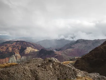 山、高地、岩石、小山、云、天空、顶峰、山脊 山、高地、岩石、小山、云、天空、顶峰、山脊