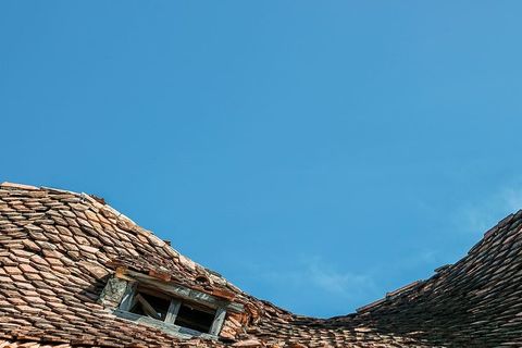 阁楼，棕色，瓷砖，屋顶，蓝色，天空，晴朗，白天