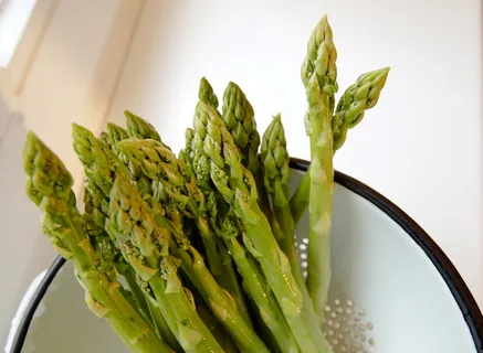 绿芦笋,芦笋,芦笋时间,食物,蔬菜,厨师,绿色,室内 绿芦笋,芦笋,芦笋时间,食物,蔬菜,厨师,绿色,室内