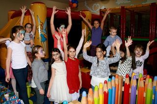 团体、儿童、正面、充气保镖、女孩、儿童、周年纪念、聚会