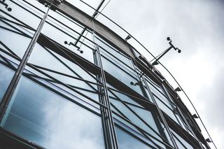 高层建筑低角度照片