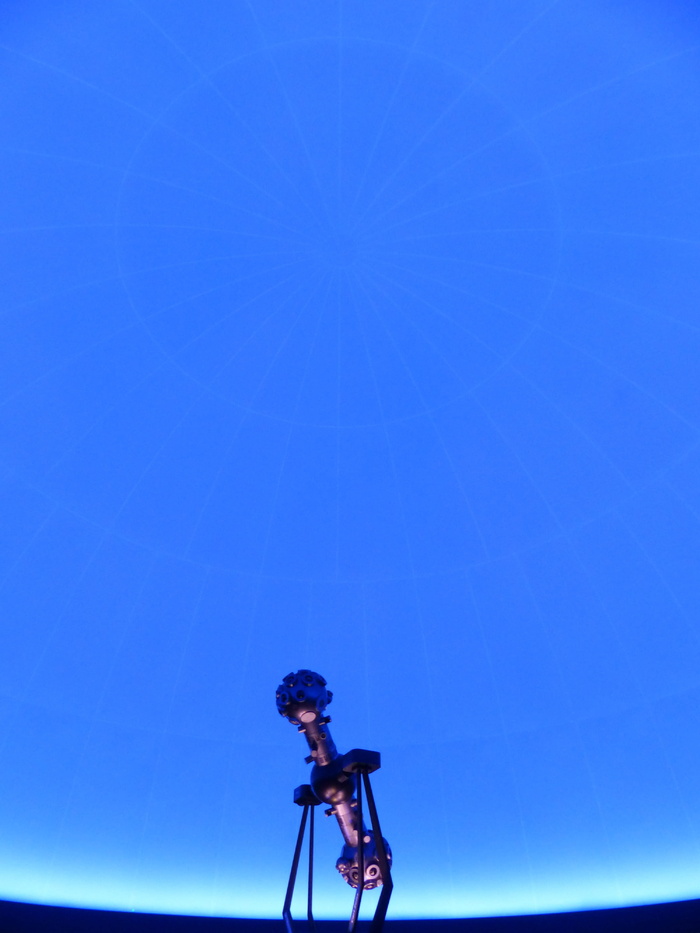 恒星投影仪，投影仪，天文馆，天文馆，投影仪，天文馆，投影仪，机器，未来主义，蓝色