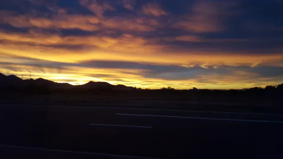 美国，凤凰城，西南部，亚利桑那州，群山，日出，云天，日落