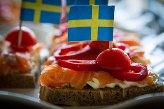 鲑鱼、面包、自助餐、三明治、冷餐、食品、食品和饮料、甜点