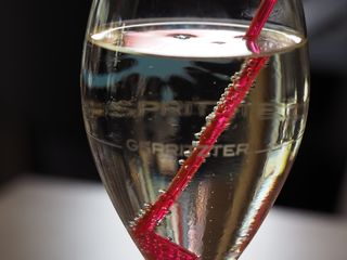 葡萄酒，酒杯，碳酸，点心，受益，饮料，酒精，心情