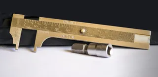 卡尺，工件，工具，精度，武器，钢，合金，单个物体