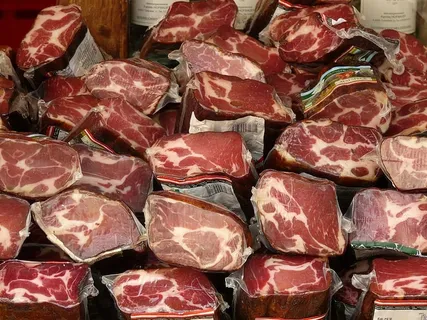 生肉批次、火腿、肉、食品、包装、范围、质量、食品和饮料 生肉批次、火腿、肉、食品、包装、范围、质量、食品和饮料