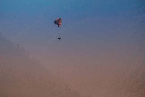 滑翔伞，博卡拉，尼泊尔，冒险，极限运动，运动，飞行，天空