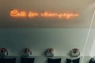 香槟、霓虹灯、标志、排版、设计、电话、年份、旧款