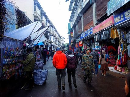 人、步行、街道、商店、城市、白天、街道、市场