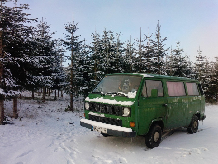 雪，卡车，公共汽车，冬天，绿色，卡车，公共汽车，卡住了，寒冷的温度