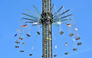 旋转木马、旋转木马、high、民俗节日、年市场、啤酒节、集市、儿童