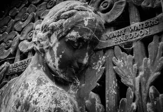 美国，俄亥俄州，佳能，佳能叛军，纪念碑，地下室，陵墓，女人