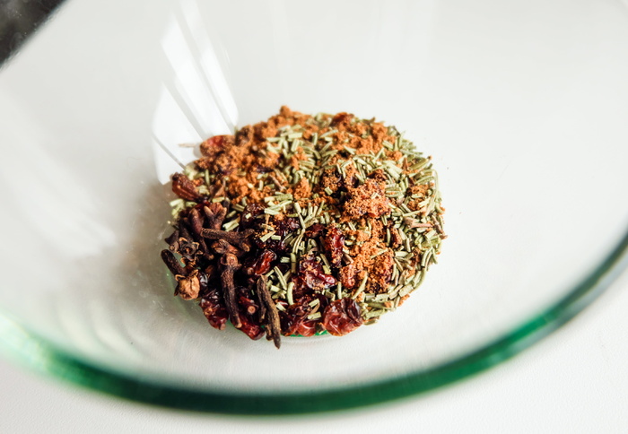 香料, 伏牛花, 迷迭香, 肉豆蔻, 丁香, 烹饪, 餐饮, 食谱