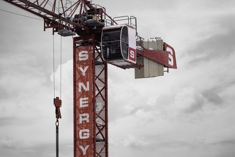 red crane，construction crane，加拿大，cap rouge，魁北克，construction，grey，crane
