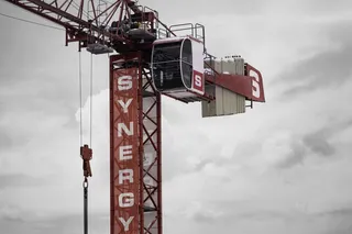 red crane，construction crane，加拿大，cap rouge，魁北克，construction，grey，crane