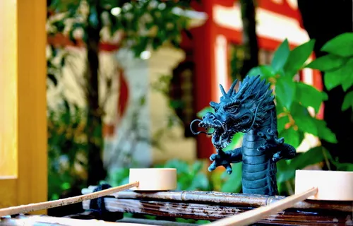 设施、龙、神社、雕塑、代表、雕像、艺术和工艺、创意 设施、龙、神社、雕塑、代表、雕像、艺术和工艺、创意