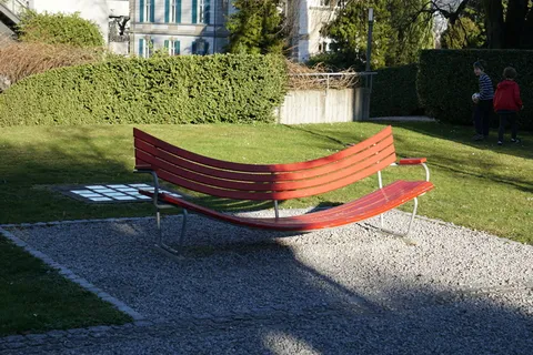 公园长椅，斜，到难，长椅，户外，公园-人造空间，树，植物