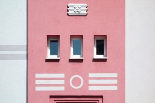 粉色、白色、混凝土、建筑、建筑、基础设施、墙壁、设计