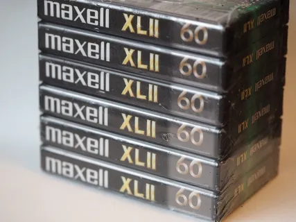 casette,compact casette,walkman,basf,音乐,模拟,录音机,录音 casette,compact casette,walkman,basf,音乐,模拟,录音机,录音