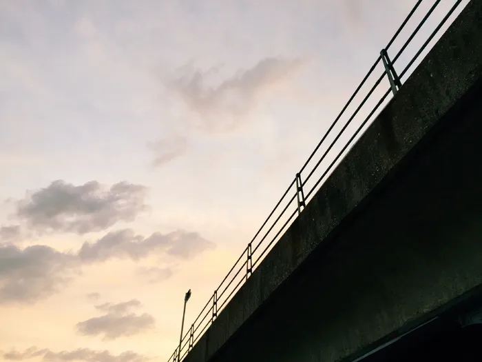 火车站上的日落