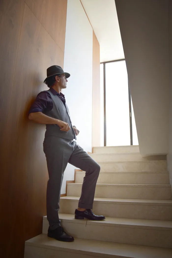 男人、站立、楼梯、时尚、摄影、杂志、奢侈品、演员