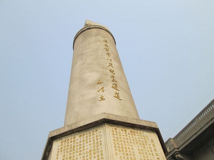 武汉长江大桥，建筑，长江，低视角，建筑，建筑结构，建筑外观，天空