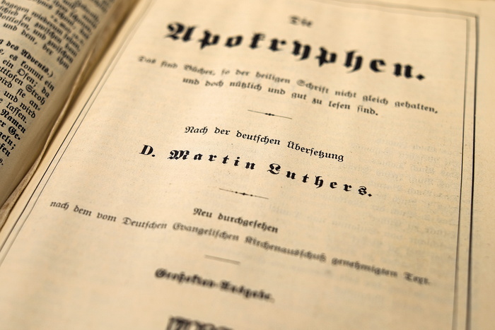 D Martin Luthers书页
