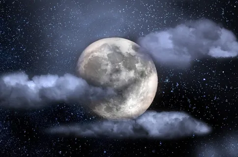 月亮,云,夜晚,宇宙,黑暗,多云,黑暗,荒凉 月亮,云,夜晚,宇宙,黑暗,多云,黑暗,荒凉