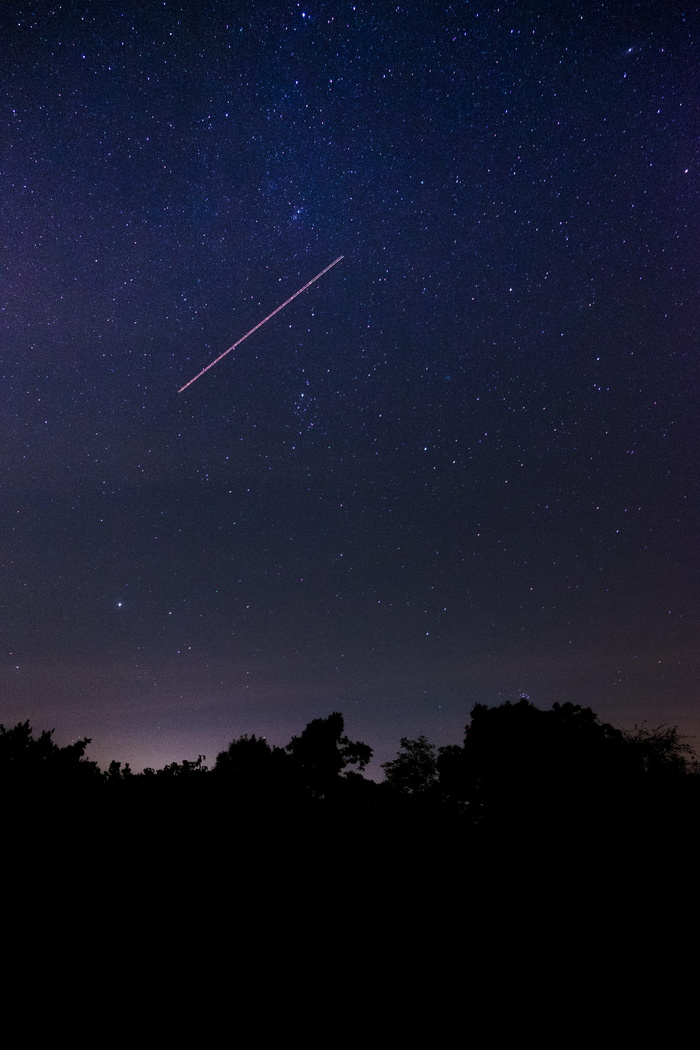 夜间的流星