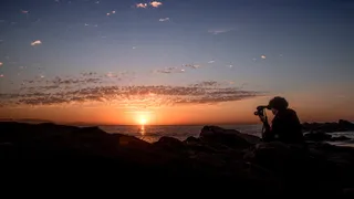 剪影，人物，手持，相机，金色，小时，黎明，海滩