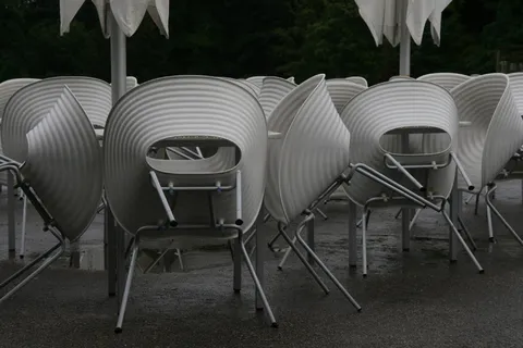 封闭、椅子、潮湿、下雨、椅子、无人、座椅、电影行业