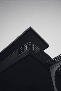 灰色混凝土房屋