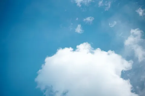 白云,自然,户外,蔚蓝的天空,天空,云,积云,天气 白云,自然,户外,蔚蓝的天空,天空,云,积云,天气
