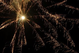 烟花、光明、天堂、黑暗、盛宴、新年、烟火表演