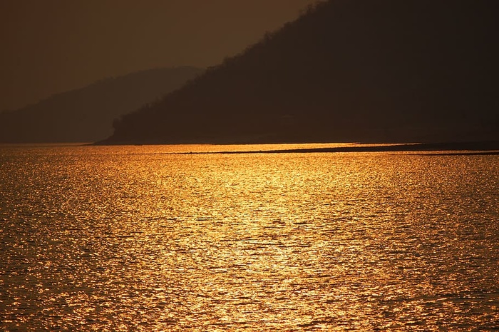 夜晚，自然，海洋，海洋，水，风景——自然，自然之美，宁静