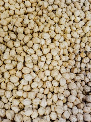 鹰嘴豆、干鹰嘴豆、质地、豆类、食品和饮料、全框架、丰度