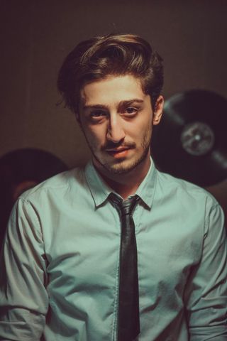 男装衬衫和领带