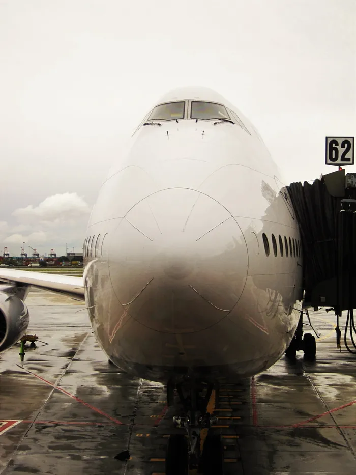 jumbo jet，停靠，jumbo jet，停靠，汉莎747-830下萨克森州，机场，飞机，旅行，飞行