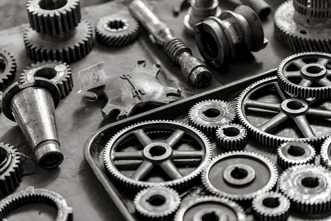 各种金属齿轮和工具 各种金属齿轮和工具