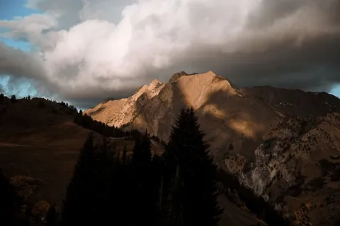 多云,乌云,风景,山脉,山峰,自然,户外,落基山脉 多云,乌云,风景,山脉,山峰,自然,户外,落基山脉