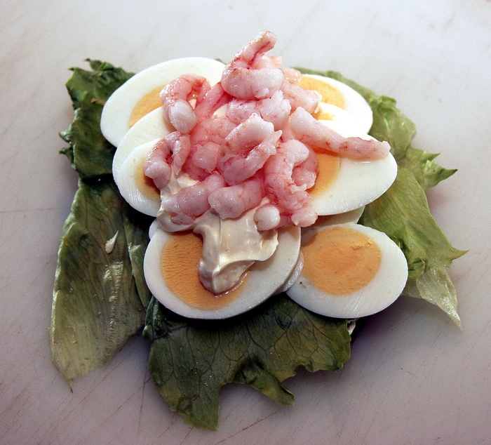 敞口三明治，敞口三明治，沙拉，黑麦面包，食品，餐饮，生产，味道